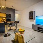 Luxury Apartment Vedran