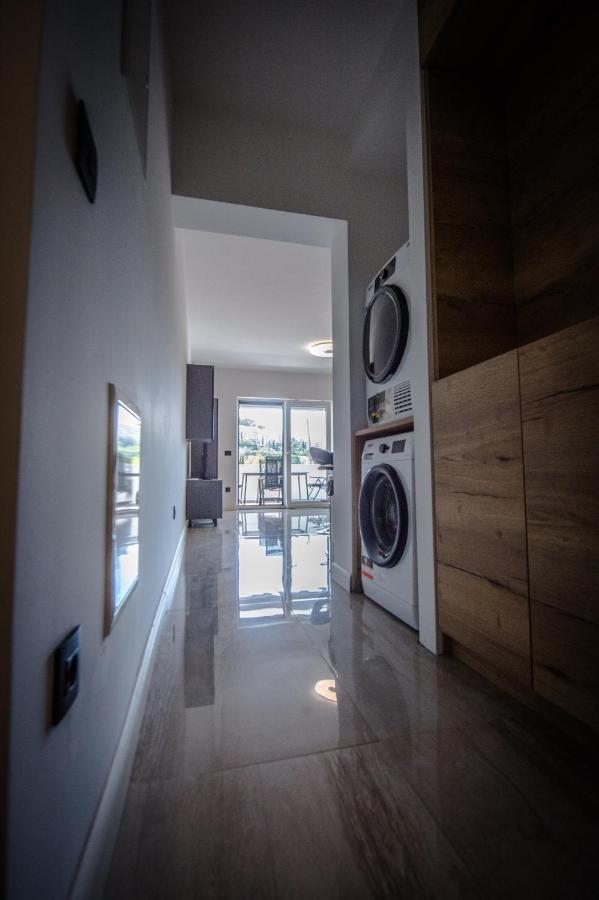 Luxury Vedran