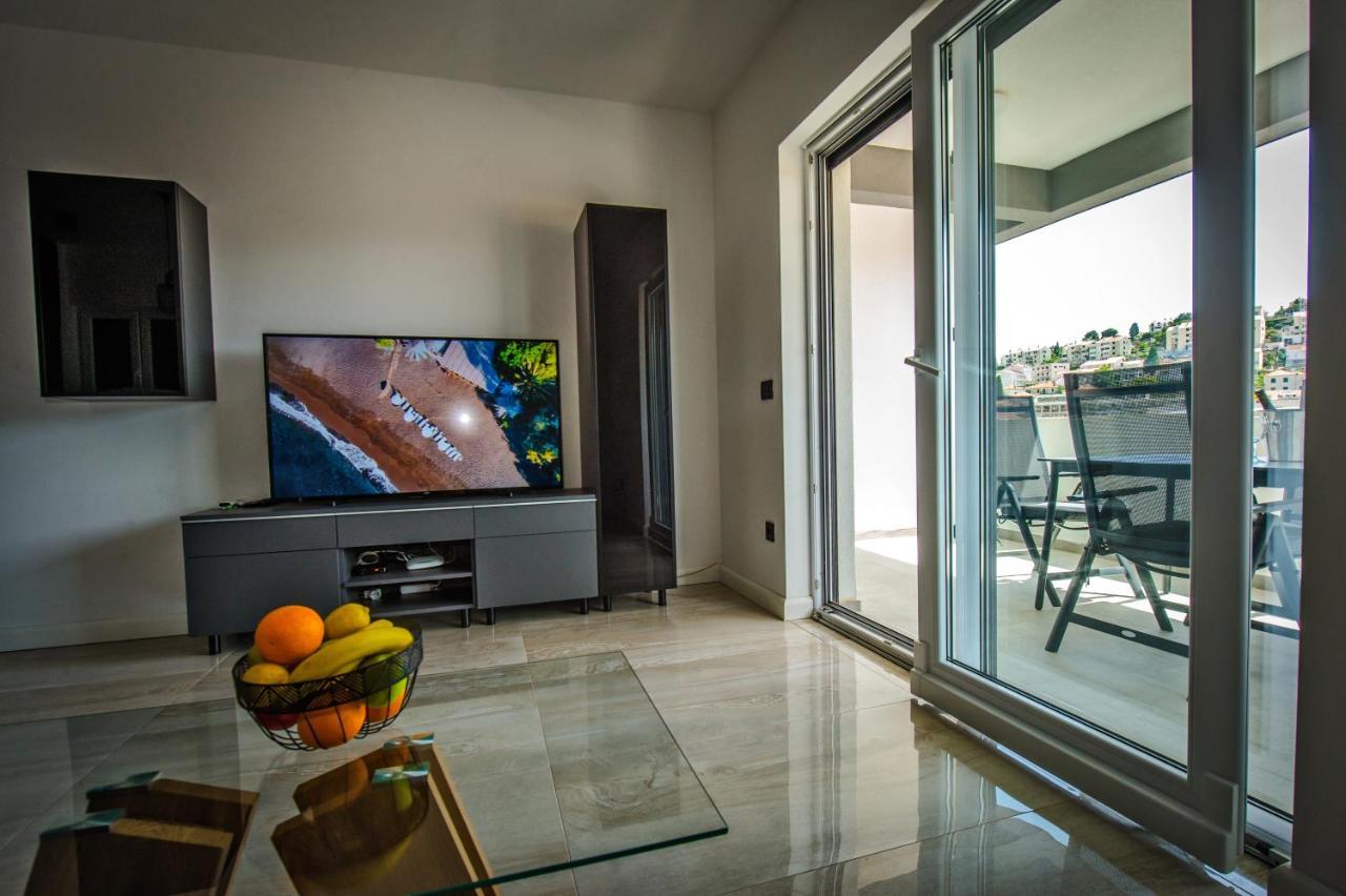 Luxury Vedran *